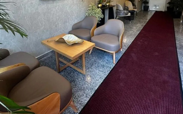 The Best Hotel