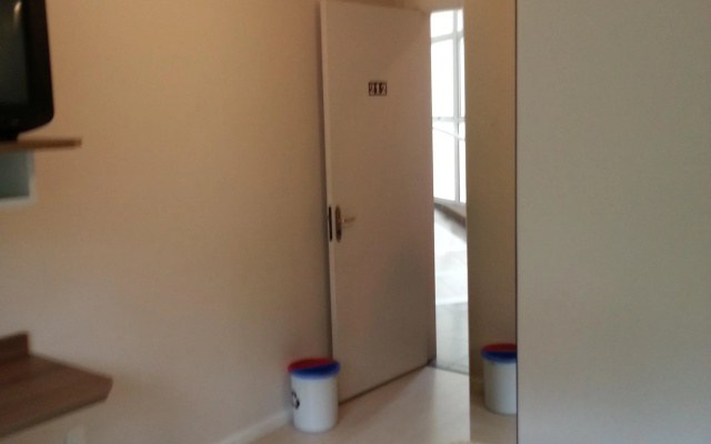 Adoro Hotel