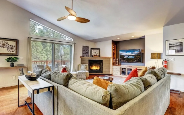Contemporary Tahoe Cabin