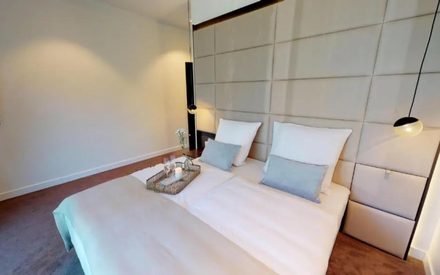 White Pearl Apartment 4.10