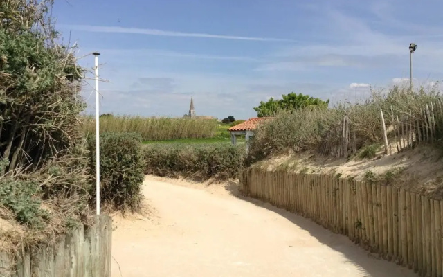 House With 2 Bedrooms in Sainte-marie-de-ré, With Furnished Terrace an