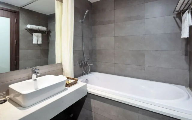 La Batisse Kim Ma Hotel
