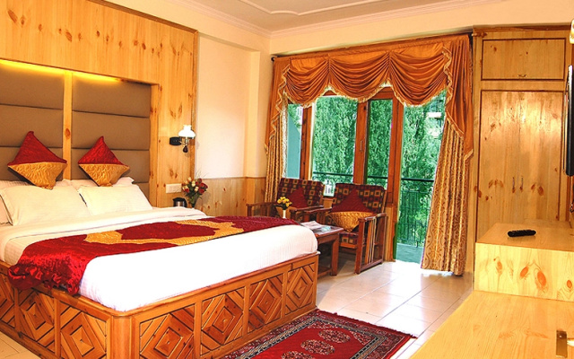 Hotel Surya International - Manali