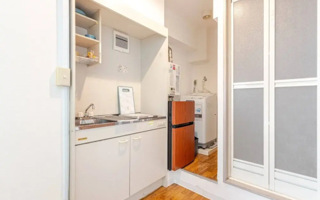 SW Nishi-Waseda Building 202
