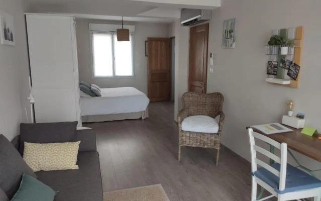 LAnsolanette Chambre Dhtes