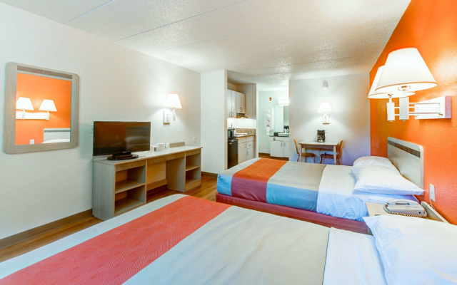 Motel 6 Norfolk, VA