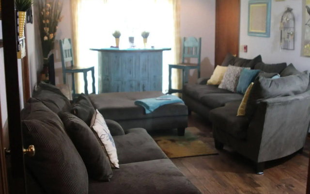 The Whispering Pines Inn Bed & Breakfast