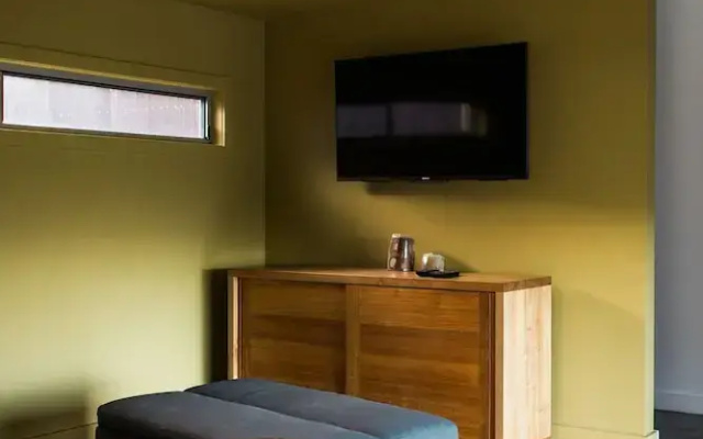 Aplite House