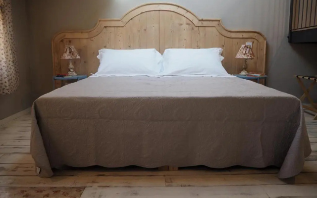 B&B Antique Maison