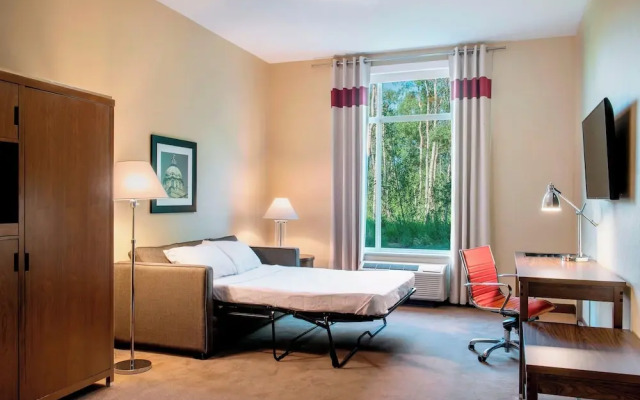 Four Points By Sheraton Grande Prairie