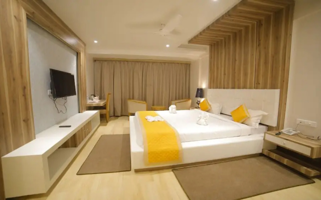 Dhamma Grand Hotel Resort