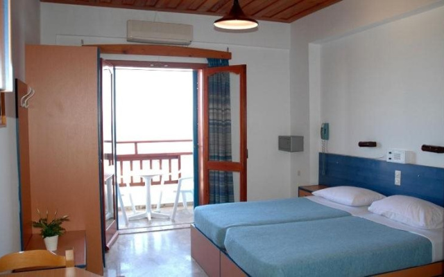 Vlachakis Beach Hotel