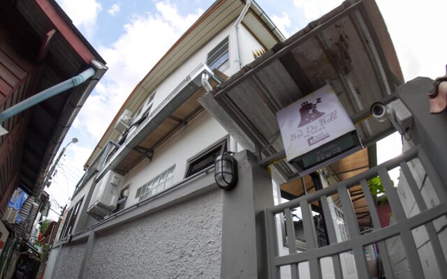 Отель Bed De Bell Hostel Таиланд, Бангкок - отзывы, цены и фото номеров - забронировать отель Bed De Bell Hostel онлайн вид на фасад