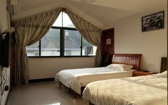 Anji Tianrun Hotel