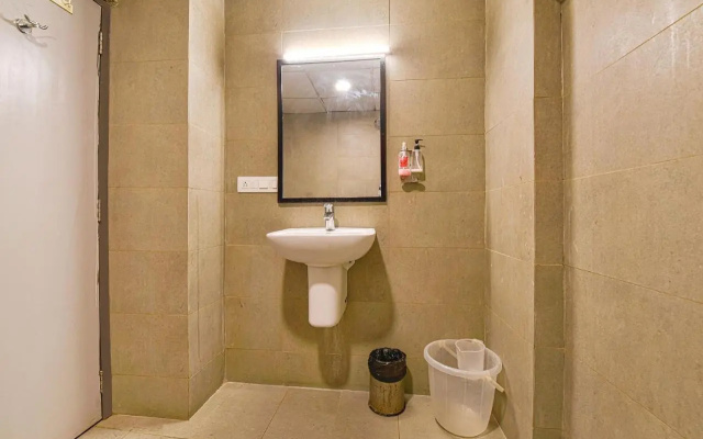 FabHotels Ny Townhouse