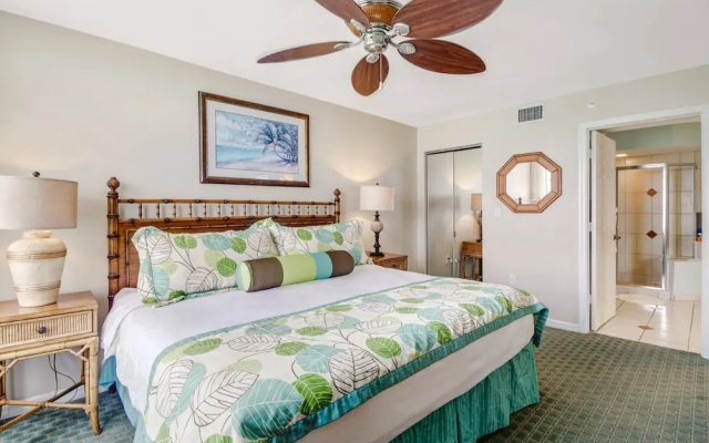 Lovers Key Resort 905