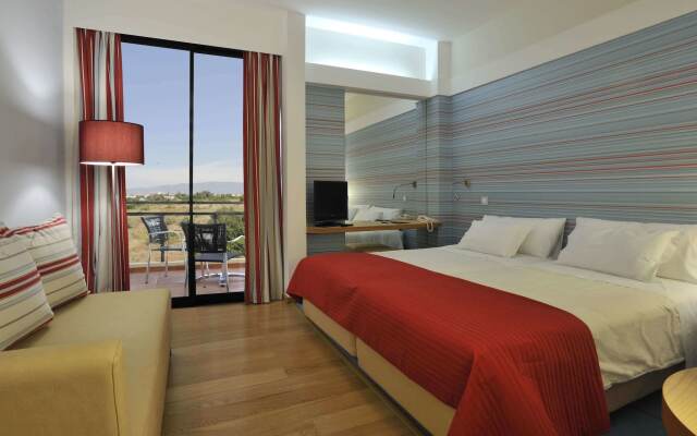 Отель Pestana Dom João II Hotel Beach & Golf Resort Португалия, Портимао - отзывы, цены и фото номеров - забронировать отель Pestana Dom João II Hotel Beach & Golf Resort онлайн комната для гостей