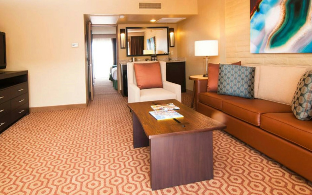 DoubleTree Suites by Hilton Tucson - Williams Center