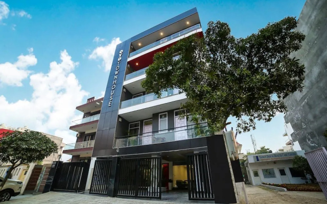 OYO Townhouse 055 Sohna Road Uppal Southend 1