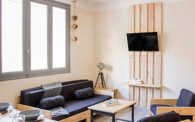 Logement calme et design proche centre