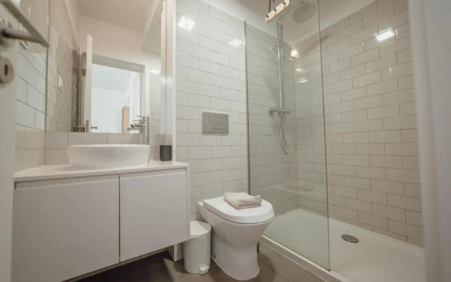 Guest H4U - Porto Batalha City Center