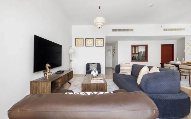 Fully Upgraded 2BR Direct Beach Access