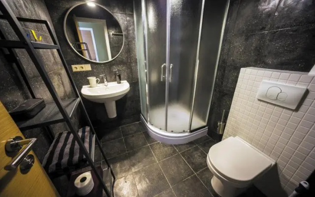 Tsar Bani Resort & Spa