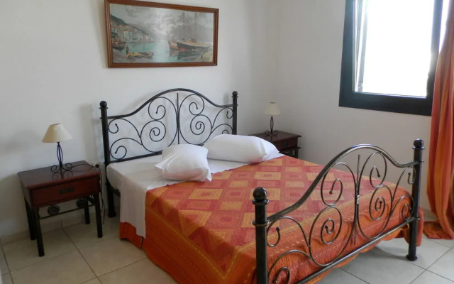 Maroulinas Boutique Studios & Apartments