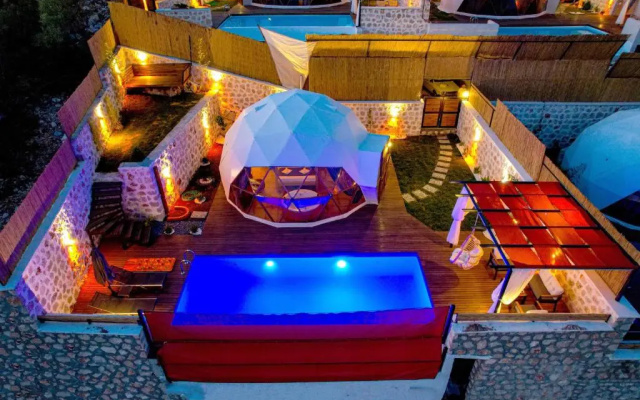 Kalkan Dome Suites & Deluxe-Glamping Holiday In Kalkan