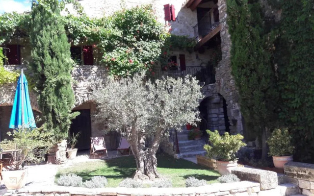 Le Mouleyras