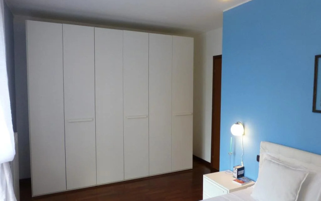 RUTILIA22