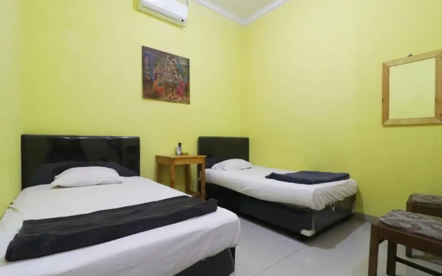 Hotel Surabaya Jaya Bandara Soetta by ZUZU