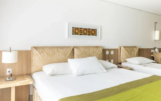 iu-á Hotel
