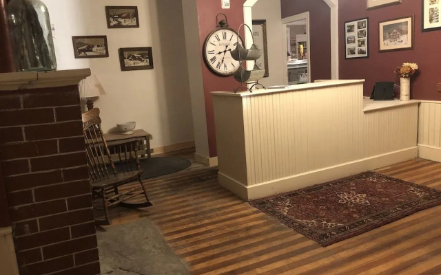 Rowell's Inn