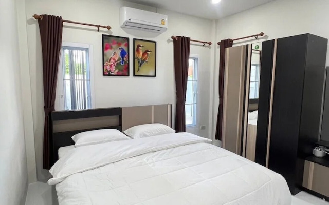 Pichapon  Resort