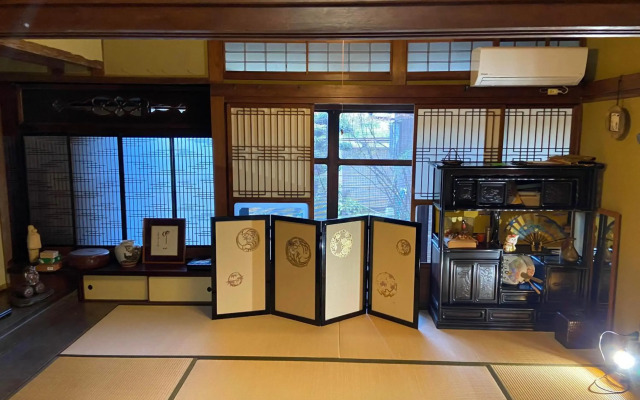 古民家ゲストハウス穏