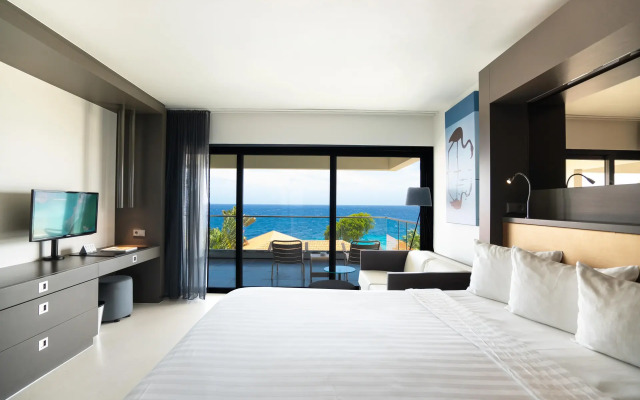Papagayo Beach Hotel