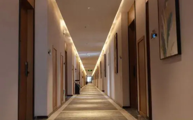 Greentree Inn (Jiyuan Xinyao City Square Branch)