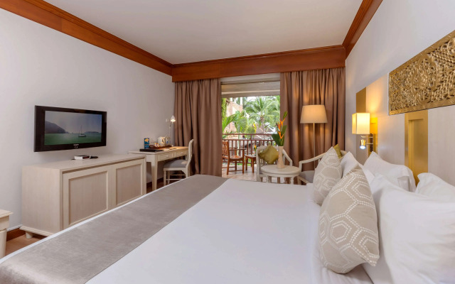 Отель Best Western Premier Bangtao Beach Resort and Spa