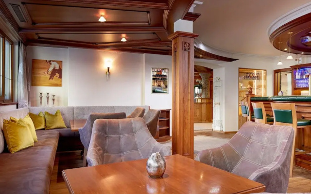 Hotel Tirol