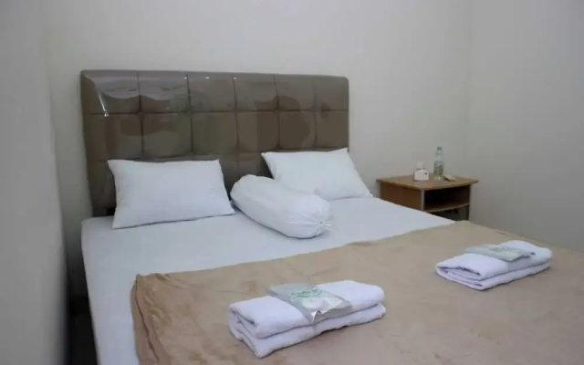 EXPRESS O 92106 Nayus Homestay Syariah