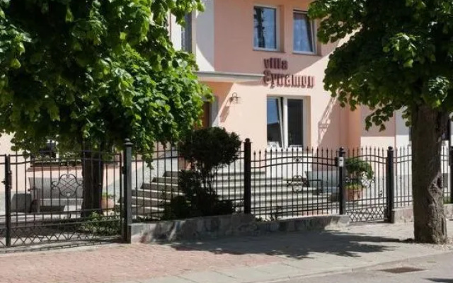 Villa Cynamon