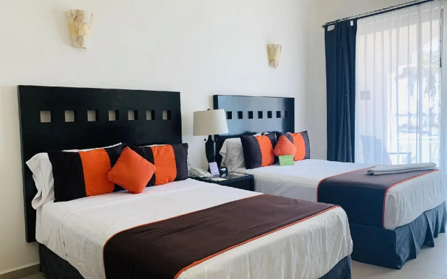 Hotel Playa Caracol