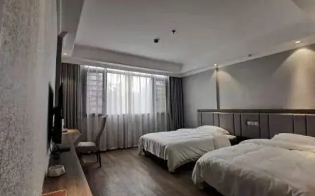 Dongkou Tianhua Jingyi Hotel