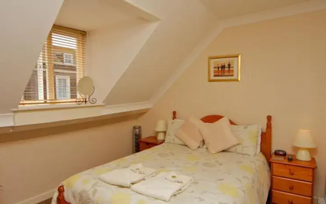 Cunard Guest House