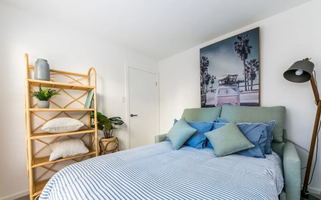 Sandcastle, 26a Winsor Street