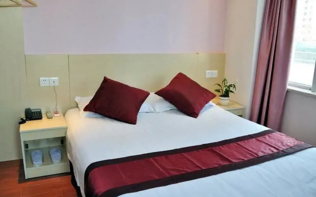 Xian Leju Apartment Hotel