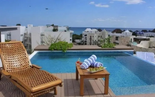 Arena Luxury Condo
