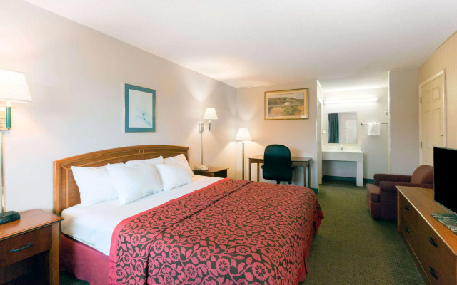 Days Inn by Wyndham Richmond