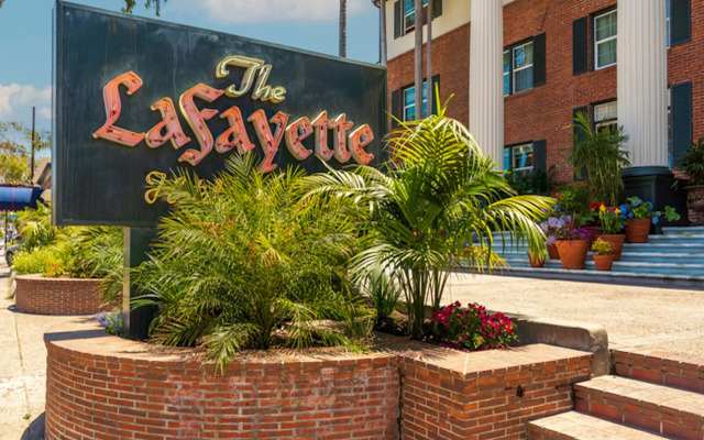 The Lafayette Hotel, Swim Club & Bungalows